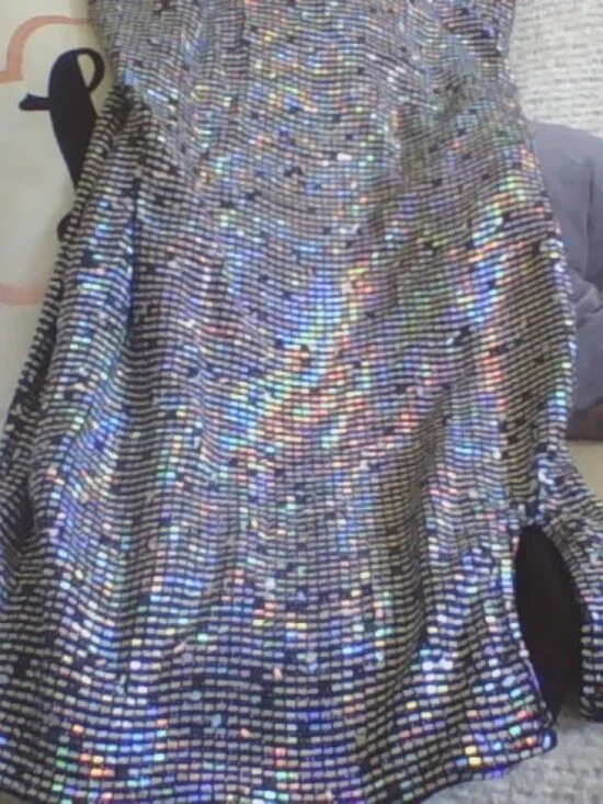 SILVER Sequin Bodycon Dress - Picture 7 of 7